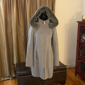 T Tahari gray fur hood wool coat